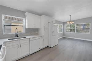 4027 7TH STREET, ST PETERSBURG, FL 33705 - MLS#MFRTB8408483