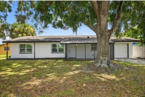 212 Francis Dr, APOLLO BEACH