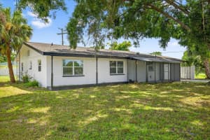 212 FRANCIS DRIVE, APOLLO BEACH, FL 33572 - MLS#MFRTB8408492