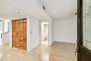 4222 ARBORWOOD LANE, TAMPA, FL 33624 Sold 08/11/25