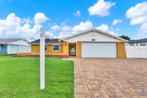 6820 Eden Ln, Tampa, FL 33634, Sold 08/22/25