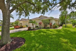 2201 NANTUCKET DRIVE, SUN CITY CENTER, FL 33573 - MLS#MFRTB8408532