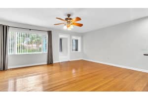 4211 KNIGHTS AVENUE, TAMPA, FL 33611 - MLS#MFRTB8408545
