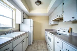 6062 22ND AVENUE, ST PETERSBURG, FL 33710 - MLS#MFRTB8408610