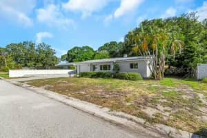 2083 69TH AVENUE, ST PETERSBURG, FL 33712 Sold 09/17/25