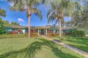 2 EVONAIRE CIRCLE, BELLEAIR, FL 33756 - MLS#MFRTB8408654