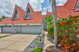 818 SYMPHONY ISLES BOULEVARD, APOLLO BEACH, FL 33572 Sold 09/03/25