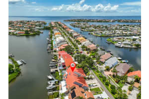 818 SYMPHONY ISLES BOULEVARD, APOLLO BEACH, FL 33572 Sold 09/03/25