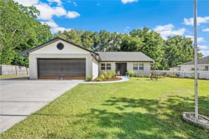 812 Cedar Knoll Dr N, LAKELAND