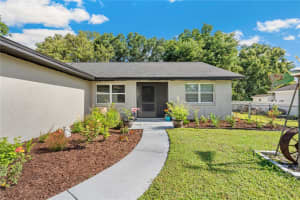 812 CEDAR KNOLL DRIVE, LAKELAND, FL 33809 - MLS#MFRTB8408737