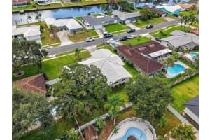 2186 Waterside Dr Clearwater, FL 33764 - Off Market