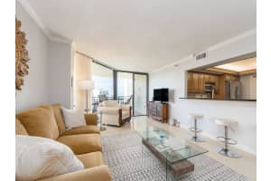 690 ISLAND WAY, CLEARWATER BEACH, FL 33767 - MLS#MFRTB8408772