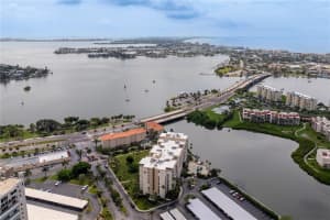 7400 SUN ISLAND DRIVE, SOUTH PASADENA, FL 33707 - MLS#MFRTB8408781