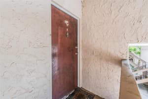 7505 PRESLEY PLACE, TAMPA, FL 33617 Sold 08/29/25