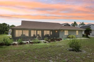 1812 NEW BEDFORD DRIVE, SUN CITY CENTER, FL 33573 - MLS#MFRTB8409041