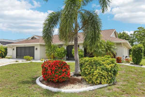1812 NEW BEDFORD DRIVE, SUN CITY CENTER, FL 33573 - MLS#MFRTB8409041