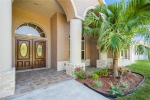 1833 HILLCREST STREET, TARPON SPRINGS, FL 34689 Sold 10/10/25