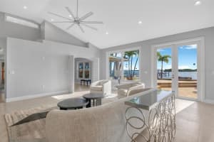 8400 35TH AVENUE, ST PETERSBURG, FL 33710 - MLS#MFRTB8409145