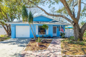 1335 15th St, PALM HARBOR