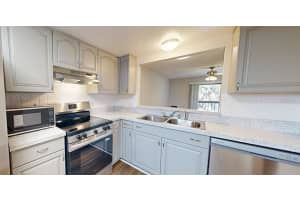 6336 NEWTOWN CIRCLE, TAMPA, FL 33615 - MLS#MFRTB8409172