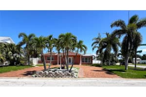 3807 Belle Vista Dr E, ST PETE BEACH