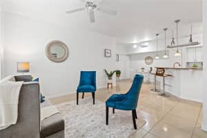 9268 LAKE CHASE ISLAND WAY, TAMPA, FL 33626 - MLS#MFRTB8409260