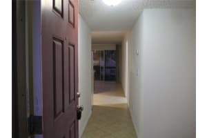 6306 NEWTOWN CIRCLE, TAMPA, FL 33615 - MLS#MFRTB8409262