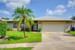9615 59TH AVENUE, ST PETERSBURG, FL 33708 Sold 08/21/25