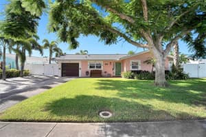 562 Lewis Blvd Se, ST PETERSBURG