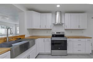1808 MAPLELEAF BOULEVARD, OLDSMAR, FL 34677 - MLS#MFRTB8409349