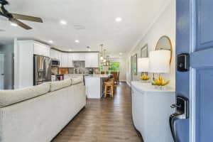 2700 52ND WAY, ST PETERSBURG, FL 33710 Sold 09/05/25