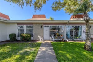 4375 Tahitian Gardens Cir #f, HOLIDAY