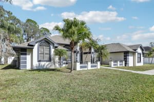 1010 EMERALD CREEK DRIVE, VALRICO, FL 33596 - MLS#MFRTB8409382