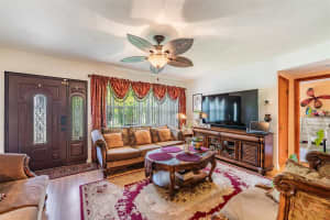 250 LAKE PALMS DRIVE, LARGO, FL 33771 - MLS#MFRTB8409453