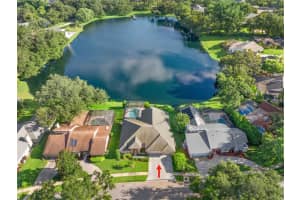 2915 Valencia Ln E, PALM HARBOR