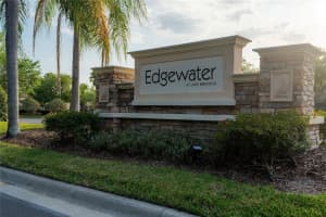 2633 Edgewater Falls Dr, BRANDON