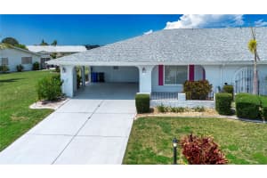 377 CLUB MANOR DRIVE, SUN CITY CENTER, FL 33573 Sold 12/09/25