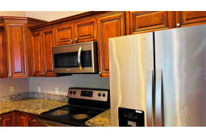 9410 CITRUS GLEN PLACE, TAMPA, FL 33618 - MLS#MFRTB8409564