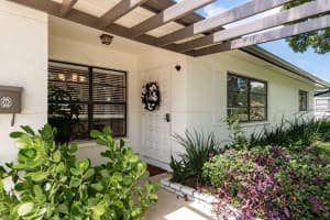 8532 KUMQUAT AVENUE, SEMINOLE, FL 33777 - MLS#MFRTB8409625