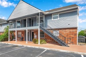 200 COUNTRY CLUB DRIVE, LARGO, FL 33771 - MLS#MFRTB8409717