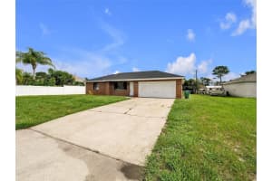 1756 Gatewood Dr, DELTONA