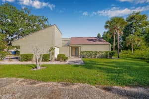 13509 PALMWOOD LANE, TAMPA, FL 33618 Sold 08/29/25