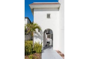 3211 DE LEON STREET, TAMPA, FL 33609 - MLS#MFRTB8409879