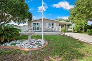 36732 Beth Ave, ZEPHYRHILLS