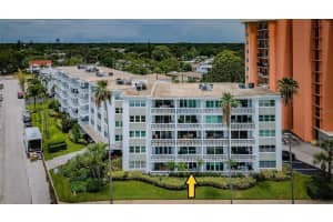 1100 N Shore Dr Ne #102, ST PETERSBURG