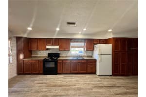 695 MANDALAY AVENUE, CLEARWATER BEACH, FL 33767 - MLS#MFRTB8409927