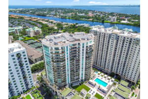 450 KNIGHTS RUN AVENUE, TAMPA, FL 33602 - MLS#MFRTB8409959