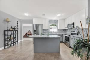 6206 ADELIA AVENUE, TAMPA, FL 33616 - MLS#MFRTB8410030