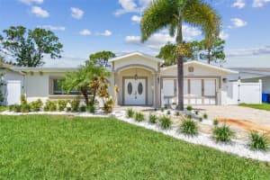 4500 Helena St Ne, ST PETERSBURG