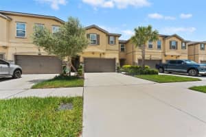 10230 NEWEL VALLEY LOOP, RIVERVIEW, FL 33569 - MLS#MFRTB8410078